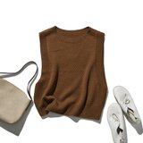 ざっくり編みの上品シルエット　メリノウール ベスト　焦げ茶色　260117-3