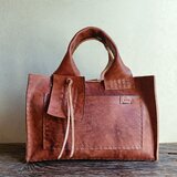 square tote　手塗りアンチックブラウン　馬ヌメ
