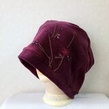 魅せる帽子☆刺繍が素敵♪ゆるゆる自遊自在!?頭巾風ワッチ～ボルドー