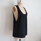 黒♡丈長め♡ウールベスト・深Uネック♡ イタリア製ウールモッサー ・上質・ロングシーズン着回し