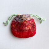 いちご　/  ニットの巾着　no.140