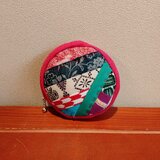 着物　パッチワーク丸型ポーチ
