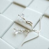 ハーキマーダイヤモンドの1粒ピアス