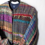 鮮やかな手織りのノーカラージャケット　さをり織り