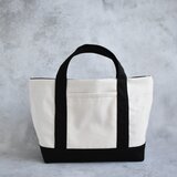 リバーシブルトートバッグ　ポケット付き（黒×生成り） 　Sサイズ