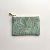 木綿手染ミニポーチ（縦曲・茶緑）