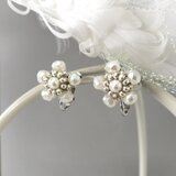 フラワー モチーフ イヤリング 5弁 ホワイト 白 チェコガラス ビーズ 花 パール