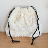 フェイクファーのラウンド巾着袋（大きめ）