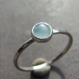 アクアマリン一粒リング　【silver】　4㎜　カボション　3月の誕生石
