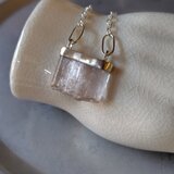 クンツァイトシルバーネックレス