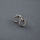 Karen silver ピアス / ノット