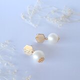 ★c　"魅せる耳元に…"　春　パール　小ぶり　フォーマル　ピアス(ピアスのみ)