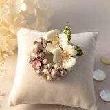 白いお花のブローチ（K1239)