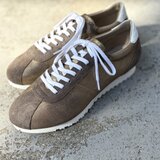 【軽やかにきらめく大人の春スニーカー】クラシックなデザインと本革の上質感！EMAのスニーカー/ブラウンラメ