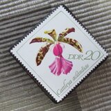 ドイツ　花切手ブローチ10774