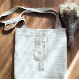 リネンウールのフリルバッグ