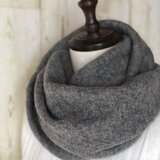 楽チン❣️かぶるだけ★タムニットのふんわりスヌード（杢グレー）