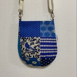 【受注制作】しずく型ポシェット　パッチワーク　ブルー