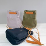 倉敷帆布　栃木レザー　2way　しずく型　巾着　ショルダーバッグ　　　軽量　自立　ブラック　カーキ　くすみパープル