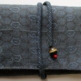 ８６２３　藍大島紬の着物で作った和風財布・ポーチ