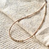 Antique gold　ヘマタイトとビーズのネックレス