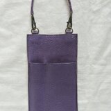 ブルーパープルのペンホルダー。