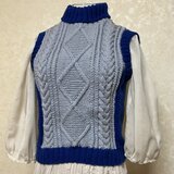 タートルネックベスト(手編み)