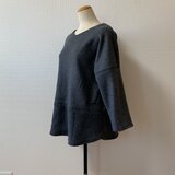 スエットブラウス