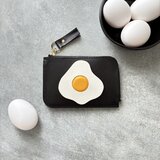 ◆ワクワクする可愛さ♫リアルすぎる目玉焼き薄型財布◆ プレゼント　ギフト　メンズ　レディース　スリム　コンパクト　卵　春財布