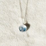 komorebi｜木漏れ日のガラスネックレス(藍染め×パート・ド・ヴェール)