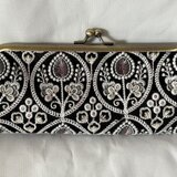 インド刺繍　がま口メガネ、ペンケース　