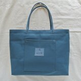 うさぎスカル、マリンブルーの帆布のトートバック。