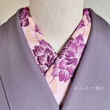 洗える刺繍半衿 葡萄色の大輪の花