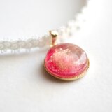 【受注製作】レジンアート　ラウンドモチーフとタティングレースとサテンリボンのチョーカー〈楽園の林檎〉