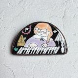 ブローチ piano girl　ステンドグラスブローチ