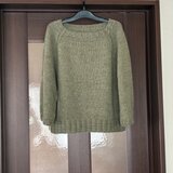 ふんわり袖のプルオーバー  (送料込み)