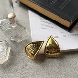 P760-ヴィンテージピアス U.S.A. 1980-90's Hammered Gold Tone Teardrop