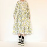 春の野の花柄＊長袖ワンピース＊国産コットンリネン　綿麻＊フリーサイズ＊ポケット付＊長袖＊ミモザイエロー×ホワイト
