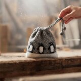 ペンギンの手編みミニ巾着/S