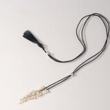 黒シルクとパールのネックレス