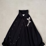 『Pale Grey Margaret』