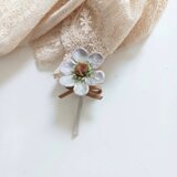 染め布花＊シンプルで小さめのコサージュ