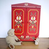 人形用ワードローブ　洋服タンス衣装棚　東ドイツ