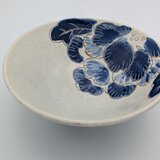 【Temoto】お花のお茶碗｜手描き藍色の器（12.5x5.5cm）