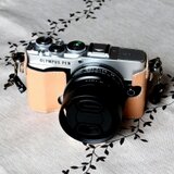 【売約済み】オリンパス Pen E-P7用 カメラケース 本革ハンドメイド ベージュ #212