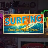 【オーダー無料】サーフィン 波乗り サーフビーチ 女性サーファー 南国 レトロ 店舗 自宅 照明 看板 置物 雑貨 ライトBOX