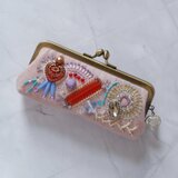 リップケース| ビーズ刺繍のがま口 No.1｜さくらピンク×ガーゼ｜口紅ケース｜アクセサリーケース