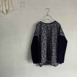 小さなフラワープリントのブラウス（0-to-148)