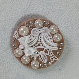 パールビーズ　ブローチ　小鳥