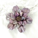 革のコサージュ アンデシュ （ブルーラベンダー）